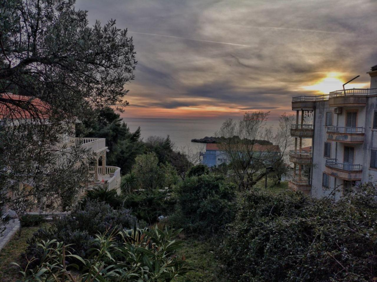 Pankov Apartment Ilha Sveti Stefan Exterior foto